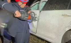 TAG Otoyolunda Korkutan Kaza: Otomobil Şarampole Yuvarlandı