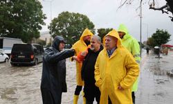 Yüreğir’de Sağanak Alarmı: Belediye Tüm Birimleriyle Sahada