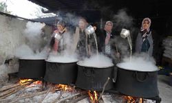 Tarlada 5 TL, Kavanozda 300 TL: Turunç Ekonomiye Kazandırıldı