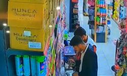 Kokladı, Beğendi, Çaldı: Parfüm Hırsızlığı Kamerada