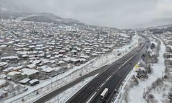 Adana’da Kartpostallık Manzara: Pozantı Beyaza Büründü