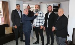 739 Gün Sonra Rozetini Aldı