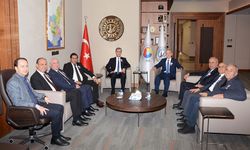 Adana Defterdarlığı İş Dünyasıyla Buluştu: Vergi Sorumluluğu Konuşuldu