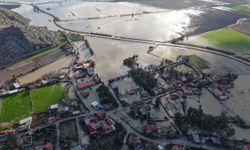 Kozan’da Sel Alarmı! Anavarza Çevresi Sular Altında