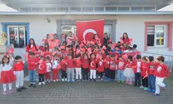 Ceyhan Belediyesi Kreşlerinde Anlamlı Başlangıç: İlk Ders “Bayrak Sevgisi”