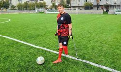 3 Gün Enkaz Altında Kaldı… Şimdi Ampute Futbolun Yükselen Yıldızı
