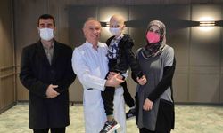 Depremzede Taha Hayata Babasının İliğiyle Tutundu