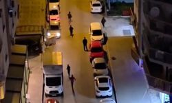 Adana’da Şaşkına Çeviren Görüntü! Otobüse Turunç Fırlattılar