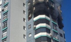Adana’da Alevler 10’uncu Kata Sıçradı: Polis Havaya Ateş Açtı!