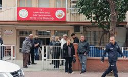 Adana’da Dehşet: Tartıştığı Eşini Boğarak Öldürdü, Polisi Arayıp Teslim Oldu