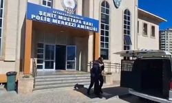 Adana’da Araç Kavgası: Cam Kırıldı, Şüpheliler Tutuklandı