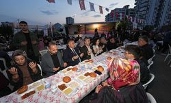 Kozan’da Dev İftar! Binler Aynı Sofrada Buluştu