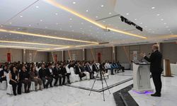 Adana’da Tıp Sempozyumu: Gençlerden Sağlığa Büyük İlgi