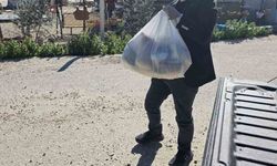 Adana’da Bayram Öncesi Anlamlı Yardım: Onlarca Aileye Gıda Kolisi