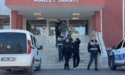 Polisten Kaçarken Kaza Yaptı, 3 Kişi Tutuklandı