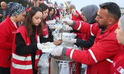 Tarihi Köprüde İftar