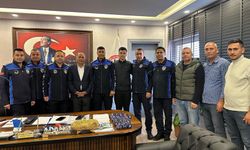 Yumurtalık’ta Duygu Dolu Bayramlaşma Buluşması