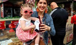 Adana’da Şalgam Coşkusu: Karnavalda Uzun Kuyruklar Oluştu!