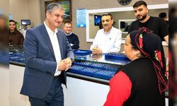 Adana Valisi Sahaya İndi! Esnafla Tek Tek Görüştü