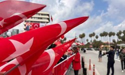 Adana’da 23 Nisan’da Meydanlar Doldu Taştı! İşte Renkli Görüntüler