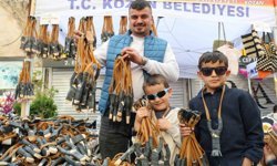 Kozan Festivali’nde Şaşırtan Stand! Yüzlerce Sapan Görenleri Hayrete Düşürdü