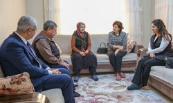 Süreyya Yavuz’tan Duygulandıran Ziyaret! Şehit Aileleriyle Buluştu