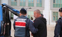 Yol kenarındaki genç kıza çarpan sürücü yakalandı