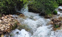 Adana’da Doğa Harikası! Yağmur Sonrası Şelaleler Fışkırdı