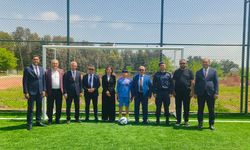 Kurtkulağı Orhan Ekinci İlkokulu ve Ortaokulu’na  Kazandırılan Halı Saha Törenle Açıldı
