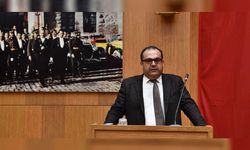 Murat Karatay’dan CHP’ye “Akil Adamlar Heyeti” Çağrısı