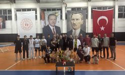 Pozantı'da Bir İlk! Ayak Tenisi Turnuvası Büyük Heyecana Sahne Oldu