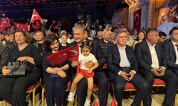 Adana'da Demokrasi Nöbeti! 15 Temmuz'un 10. Yılında Duygusal Anlar Yaşandı