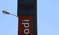 Adana Kavruluyor! Hissedilen Sıcaklık 50 Dereceye Ulaştı