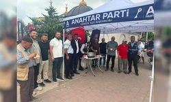 Anahtar Parti Yüreğir Teşkilatı Vatandaşlarla Aşurede Buluştu