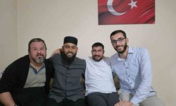 Adana'da Savaş'ın Ezan Sevgisi Herkesi Duygulandırdı! Hayali Gerçek Oldu