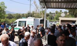 Adana'da Acı Kayıp! Traktör Kazasında Yaralanan Muhtar Yaşam Mücadelesini Kaybetti