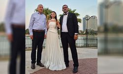 Umut Ve Esra Dünya Evine Girdi
