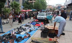 Adana’nın Meşhur Bit Pazarı Gün Ağarmadan Doluyor!