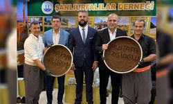 Şanlıurfalılar Derneği’nden Hakan Yıldırım Ve Mustafa İzgioğlu’na Anlamlı Jest