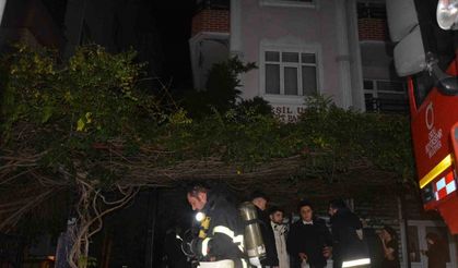 Öğrenci Pansiyonunda Yangına Neden Oldu