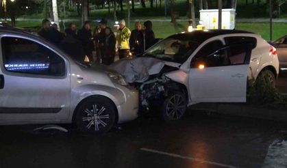 Kütahya’da Trafik Kazası: 2 Yaralı