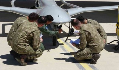 18 Haftalık Eğitimle Bayraktar TB2 Pilotları Yetiştiriliyor