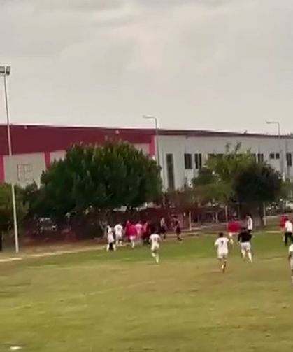 Adana’da Futbol Maçı Skandala Döndü!