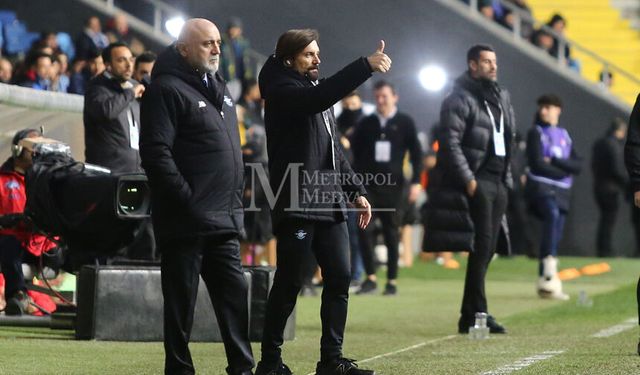 Kenarda 3 Hoca!