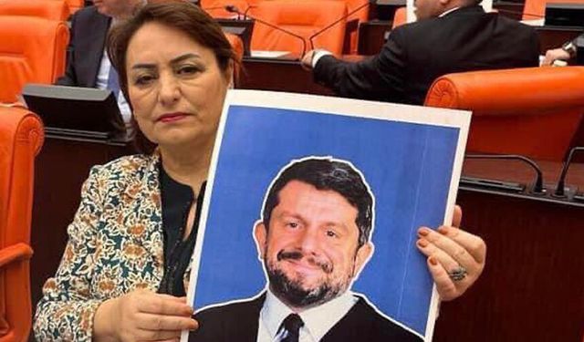 Şevkin: “Kara Bir Leke”