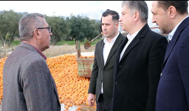 Kısacık Narenciye Üreticilerinin Sorunlarını Dinledi