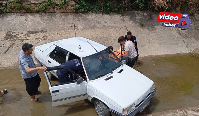 Otomobil Sulama Kanalına Düştü: 1 Yaralı