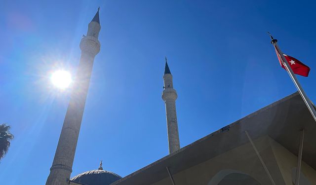 Hutbede Âşûrâ Mesajı: “Geçmişe İbretle, Geleceğe Ferasetle Bakalım”