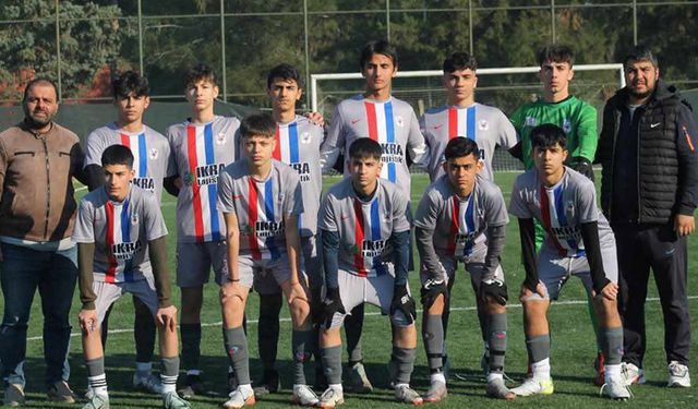 Pars FK Pür Neşe: Şampiyonluk Yolunda Önemli Bir Adım
