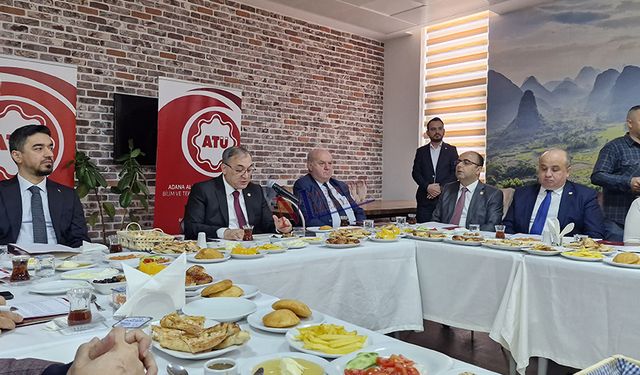 Rektör Sözen Fikir Alışverişi Yapmak İçin Basınla Buluştu